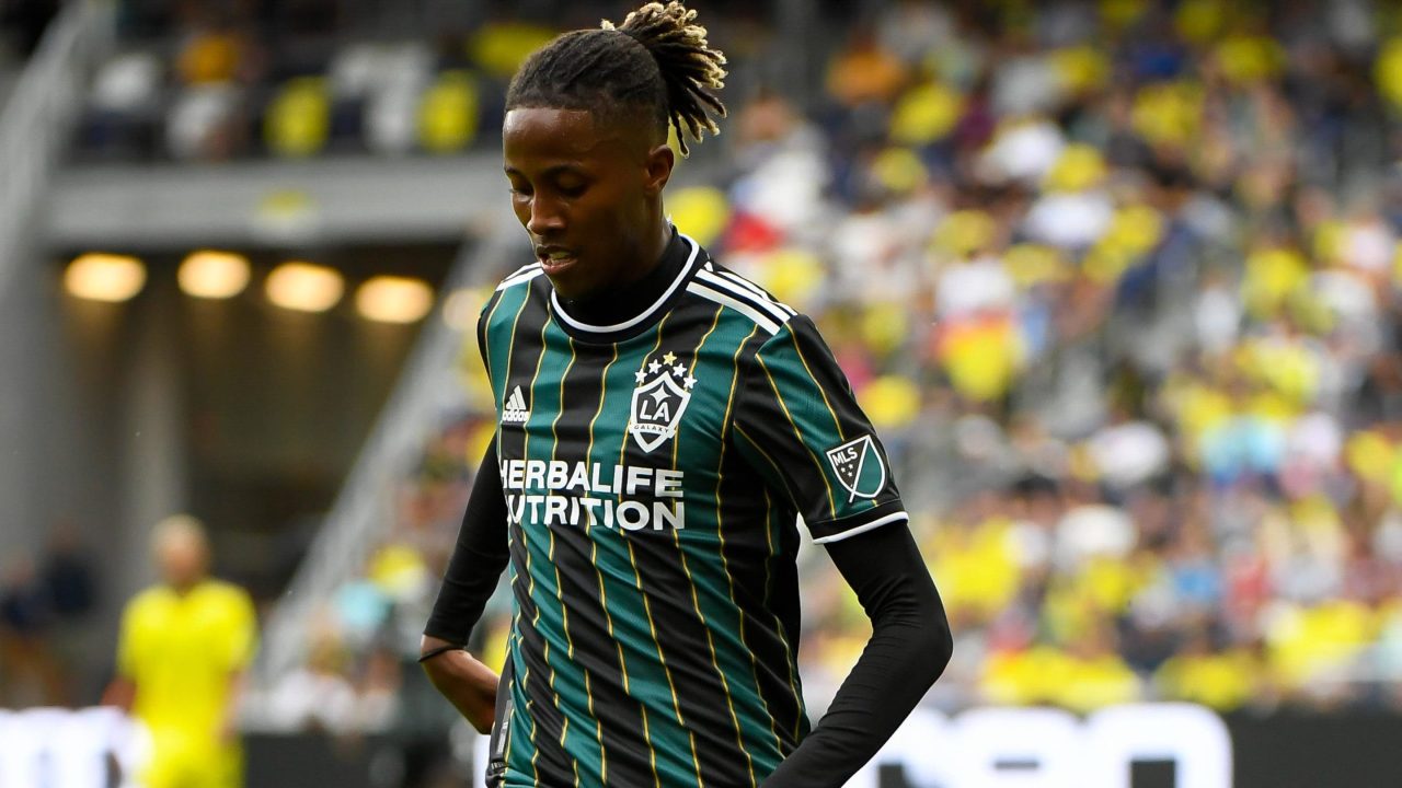 Colorado Rapids acquire Kevin Cabral in trade with LA Galaxy