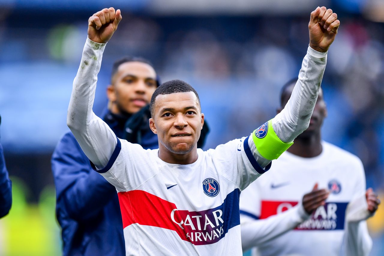 kylian-mbappe-makes-surprising-admission-on-future-as-transfer-speculation-intensifies-1280x853.jpg