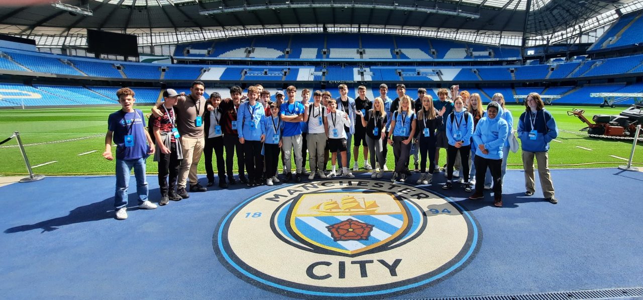 how-manchester-city-are-opening-their-doors-to-next-gen-sports-industry-leaders-1280x598.jpg