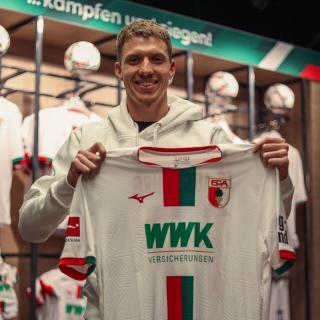 augsburg-make-jakics-loan-move-permanent.jpg