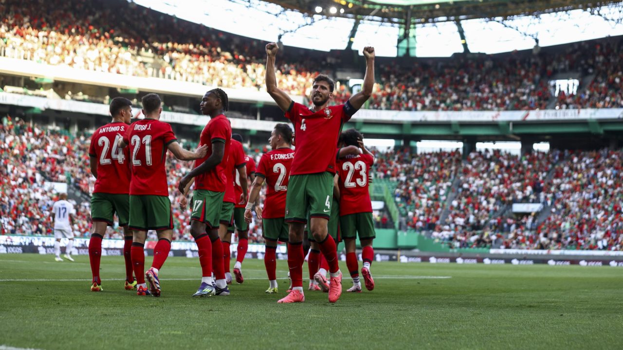 portugal-euro-2024-squad-guide-fixtures-predictions-and-best-players-1280x720.jpg