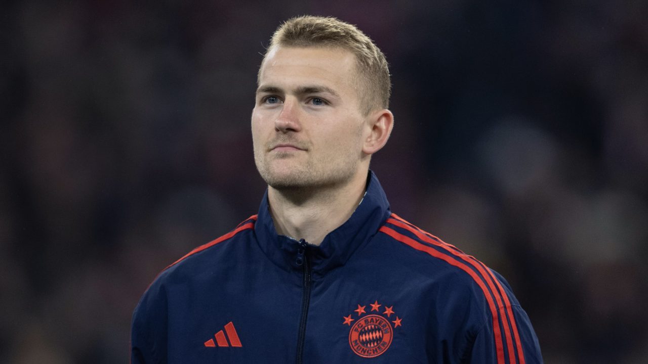 bayern-munich-fans-petition-nears-60000-signatures-over-sale-of-matthijs-de-ligt-to-man-utd-1280x720.jpg