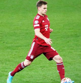 bayern-chief-speaks-on-possible-kimmich-contract-extension.jpg