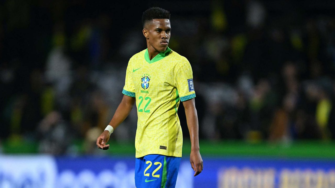 rodrygo-reveals-how-he-will-help-estevao-after-making-brazil-debut-1280x720.jpg