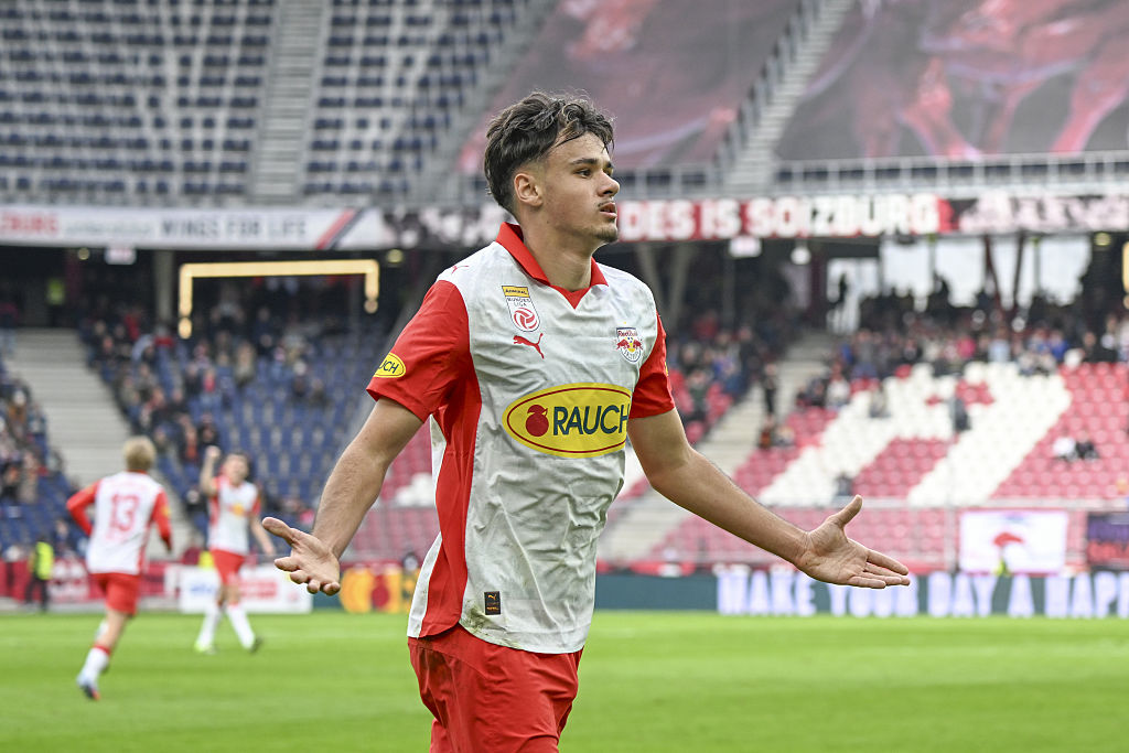 SALZBURG, AUSTRIA - OCTOBER 19: Kerim Alajbegovic of Salzburg celebrates his goal to make it 1:1 during the Admiral Bundesliga match between FC Red Bull Salzburg and SCR Altach at Red Bull Arena on October 19, 2025 in Salzburg, Austria. (Photo by Hans Peter Lottermoser/SEPA.Media /Getty Images)